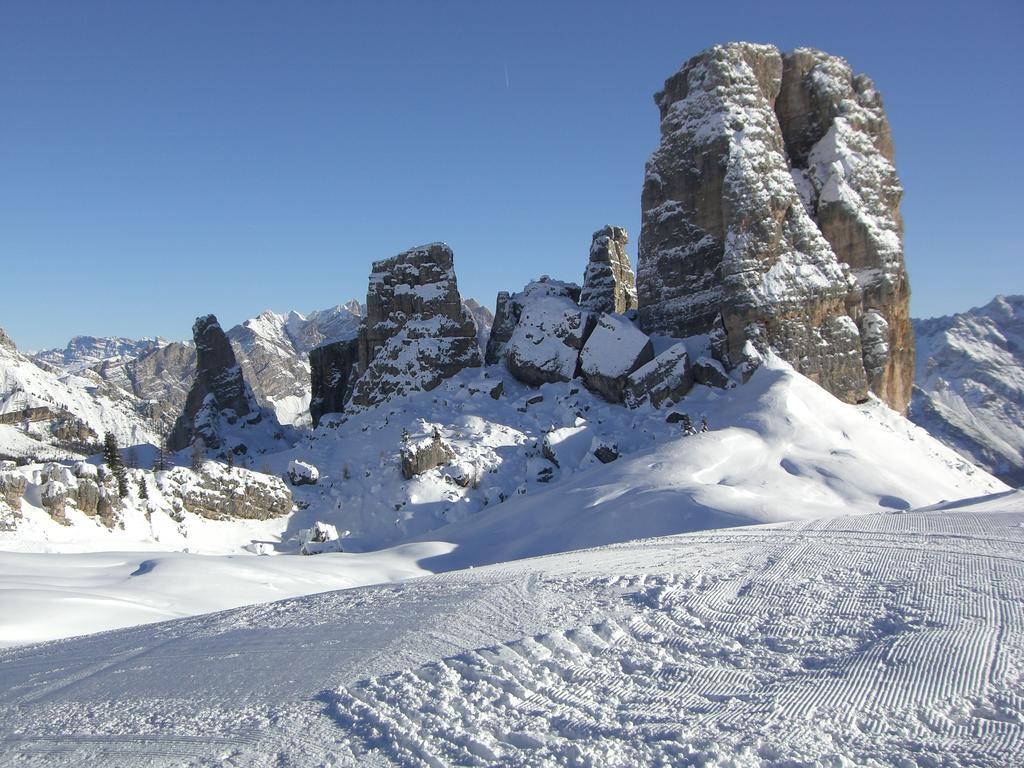 Villa Olimpia - Stayincortina Cortina dʼAmpezzo Dış mekan fotoğraf